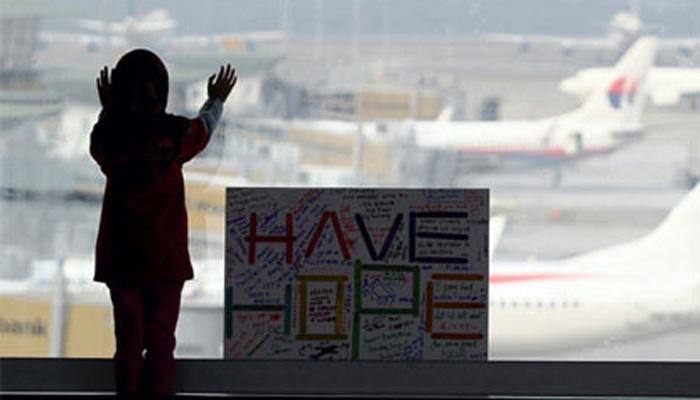 Debris found in Mauritius to be examined by MH370 investigators