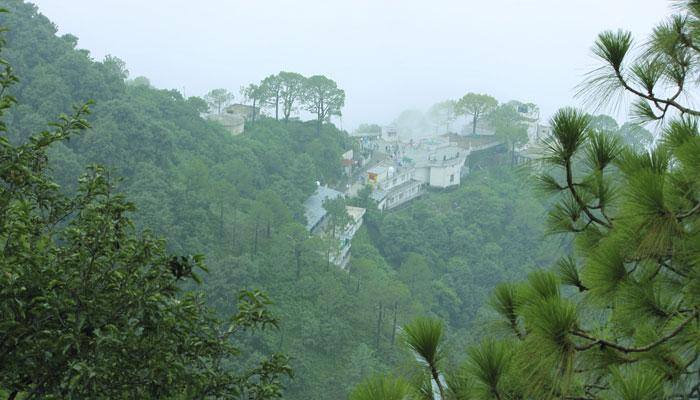 Chaitra Navaratri 2017: How to reach Vaishno Devi to seek Mata Rani's blessings! 