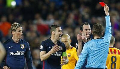 Barcelona are protected, fumes Fernando Torres after red card