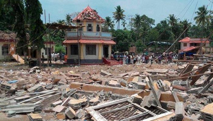 Did netas put pressure on officials to lift ban on fireworks at Kerala&#039;s Puttingal temple? 