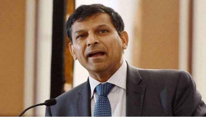 RBI holds 8 trillion rupees of government bonds, says Raghuram Rajan