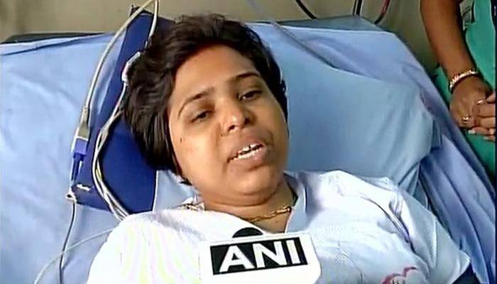 Attackers at Mahalaxmi Temple in Kolhapur tore my clothes, abused me: Trupti Desai 