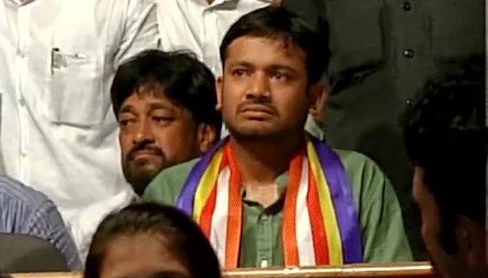  Shoe hurled at JNUSU leader Kanhaiya Kumar in RSS bastion Nagpur