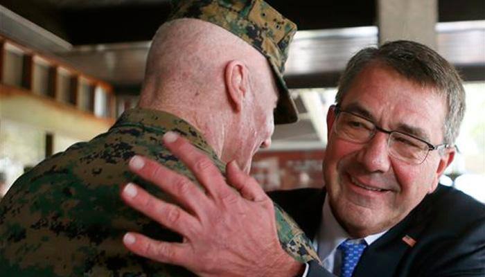 US Defense Secretary Carter visits warship in South China Sea