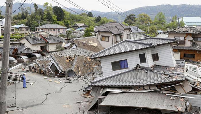 Scores trapped as Japan quakes toll hits 41