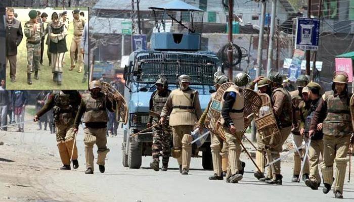 Handwara fallout: CM Mehbooba visits victims' kin as tension prevails in J&amp;K, HC questions 'detention' of girl