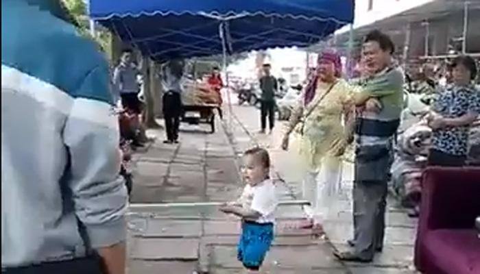Commendable act! Here's how a toddler defends his 'girl', video goes viral