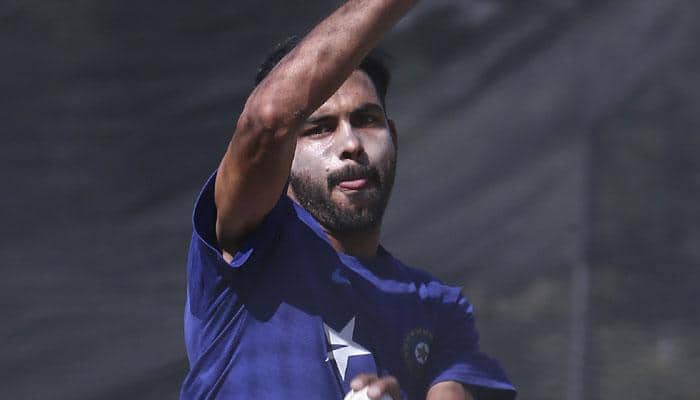 IPL: Sunrisers Hyderabad&#039;s Barinder​ Sran fined for inappropriate behaviour