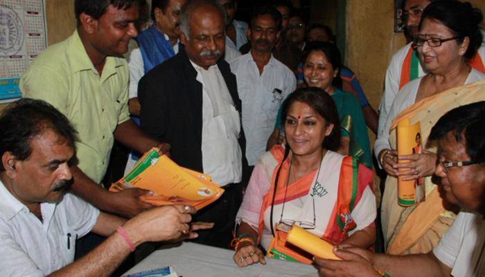 TMC leader Rezzak Mollah apologises to Roopa Ganguly for 'she really is Draupadi' remarks