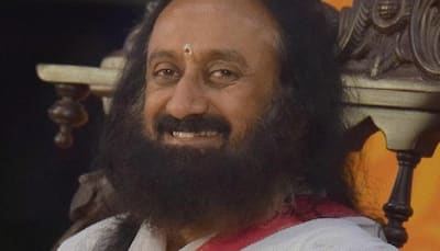Sri Sri Ravi Shankar's peace message gets a snub, ISIS sends beheaded man’s pic in return