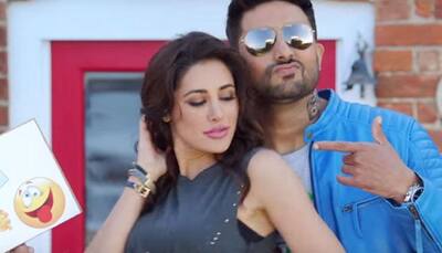 Watch: Akshay Kumar, Abhishek Bachchan, Riteish Deshmukh woo the ladies in 'Pyar Ki' song from 'Housefull3'!