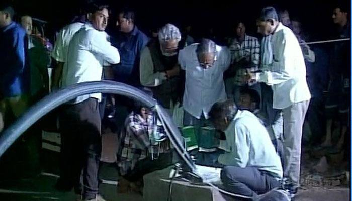 Toddler falls in borewell in Gujarat, rescue operation underway