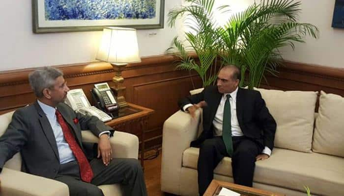 Pakistan raises &#039;core issue&#039; Kashmir at Foreign Secretary-level talks, says &#039;just solution&#039; needed