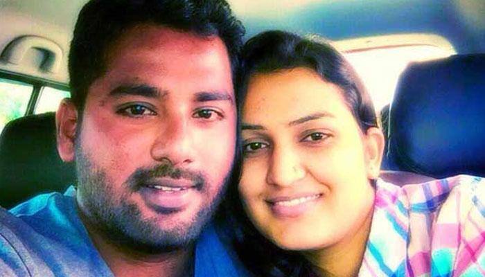 Hyderabad man seeks Vasundhra Raje's help in tracing missing wife, posts picture on Twitter