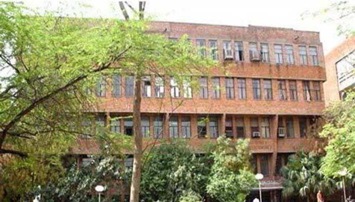 JNU teachers claim &#039;sex racket, use of drugs, alcohol rampant inside campus&#039;