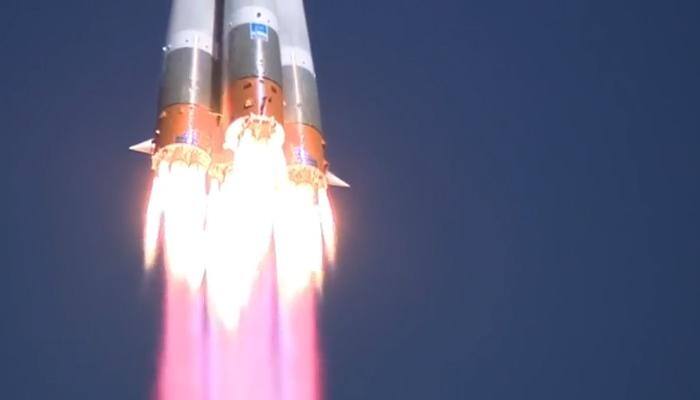 Watch - Maiden rocket launch from Russia&#039;s brand new Vostochny Cosmodrome!