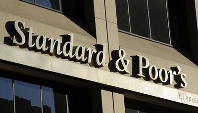 S&P keeps UK on triple-A rating, says expects no Brexit