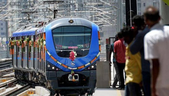 Venkaiah Naidu, Siddaramaiah flag off south India's first underground Metro