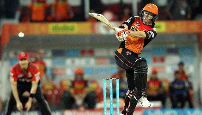 Indian Premier League 2016: David Warner&#039;s masterclass guides Sunrisers Hyderabad to 15-run win over Royal Challengers Bangalore