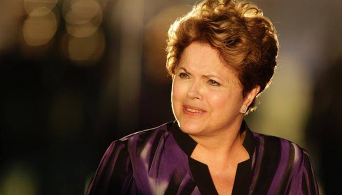 In fight against impeachment, Brazil President Dilma Rousseff tries to win left support