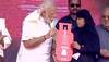 PM Narendra Modi launches 'Pradhan Mantri Ujjwala Yojana' on Labour Day, calls himself no. 1 labourer of India