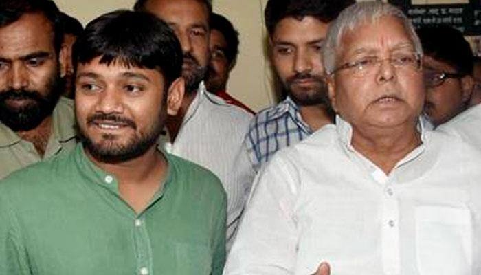 Twitter explodes with reactions over Kanhaiya Kumar touching Lalu's feet - Viral picture inside