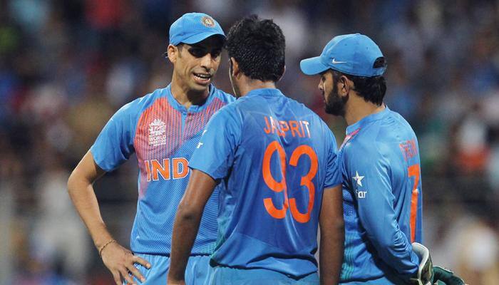 WATCH: SHOCKING! When Ashish Nehra abused Mahendra Singh Dhoni for dropping Shahid Afridi&#039;s catch