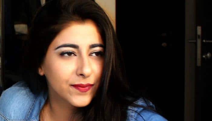 Small Girls Fucking - SHOCKING! Twitterati abuse Pakistani girl, ask her 'hourly rates' as she  wrote blog on 'sex as young woman' | World News | Zee News