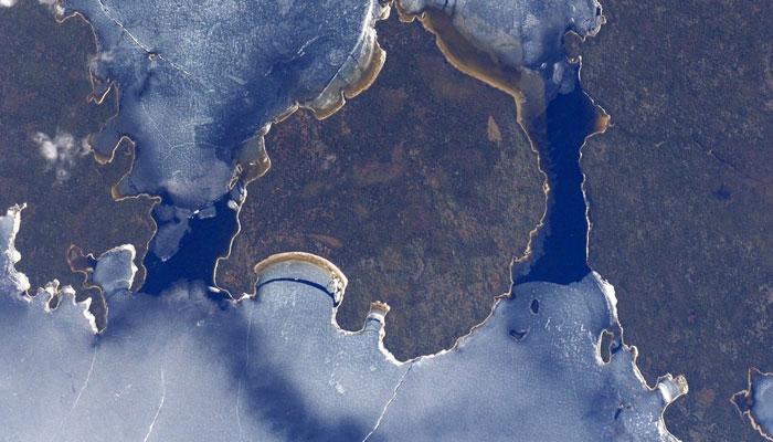 View from space: Lakes in Canada! View from space: Lakes in Canada!