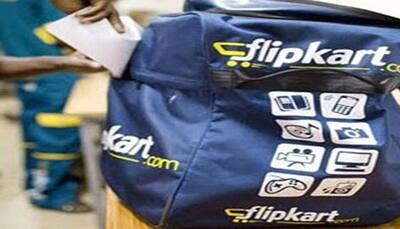 Struggling to raise fresh funds, Flipkart and Snapdeal slash hiring to cut costs 