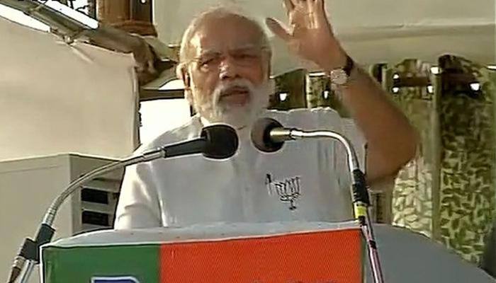 Assembly polls 2016: PM Modi targets Sonia Gandhi, Congress over VVIP chopper scandal