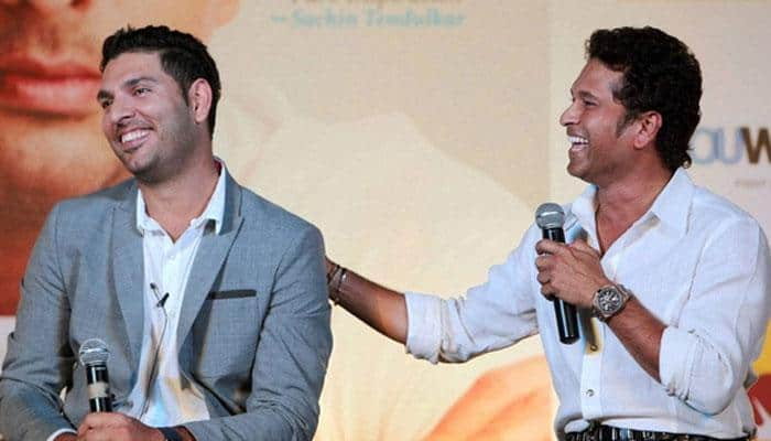 Indian Premier League 2016: Yuvraj Singh touches Sachin Tendulkar&#039;s feet, yet again – See pic