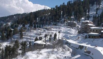 NGT permits paragliding, snow scooters in Rohtang; increases number of petrol vehicles