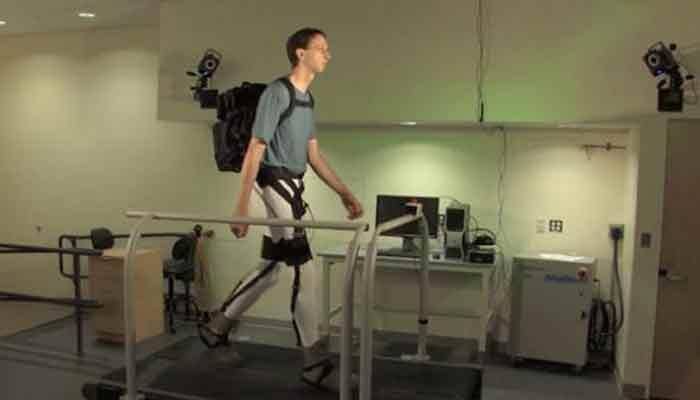 Flexible exosuit that can lighten heavy loads for soldiers – Watch!