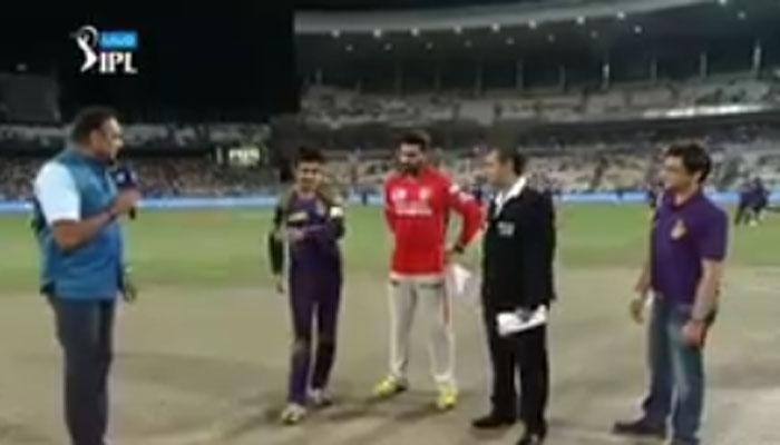 WATCH: KKR vs KXIP - Did Ravi Shastri commit shocking blunder at toss?