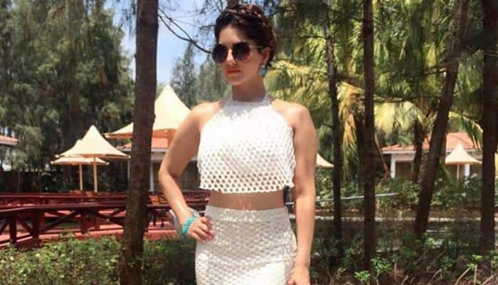 Look how Sunny Leone replies to 'no kissing on camera' news!-- See pic