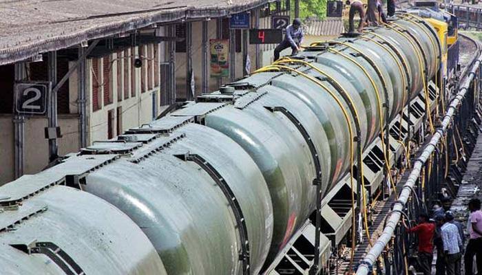 Railways to immediately withdraw Rs 4 crore bill sent to Maharashtra's Latur for 'water trains'