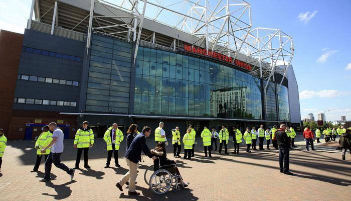 Manchester United abandonment overshadows EPL season finale; Arsenal finish second above Tottenham