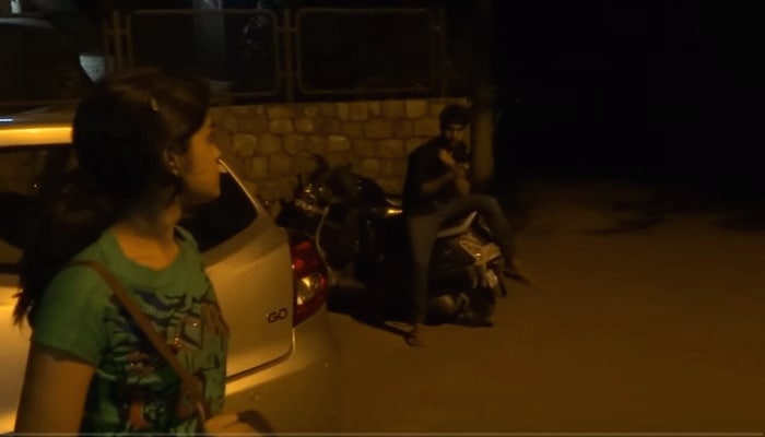 Boy follows a lonely girl at night, what happens next is simply shocking – Watch video  