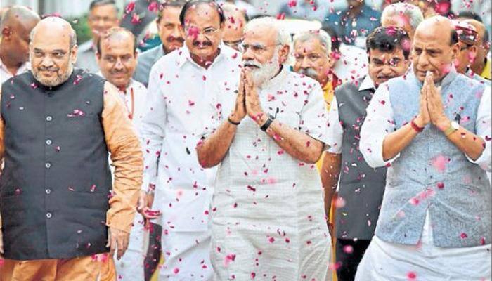 Assembly Results 2016: Whoever goes with Congress loses, says BJP's Amit Shah