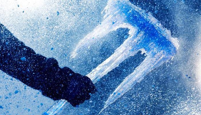 Ajay Devgn releases another gripping poster of 'Shivaay'!