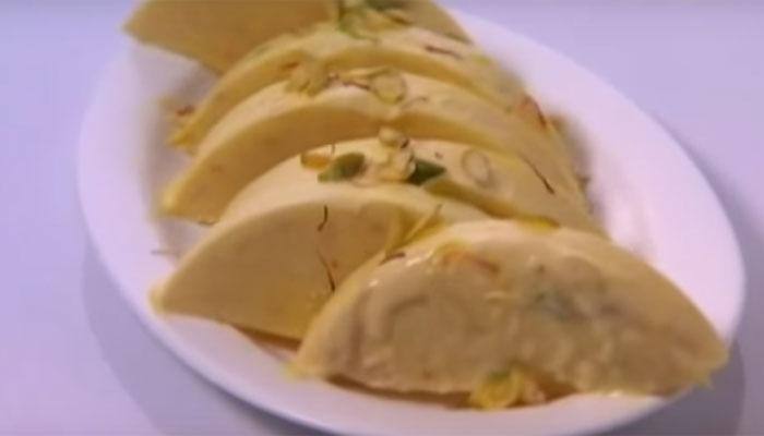 Recipe: Watch how to make 'Kesar Badam Ice Cream'!