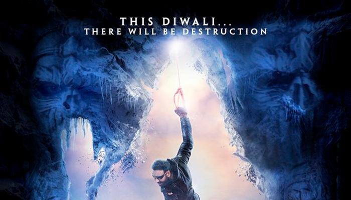 Check out: Ajay Devgn smashes with latest 'Shivaay' poster!