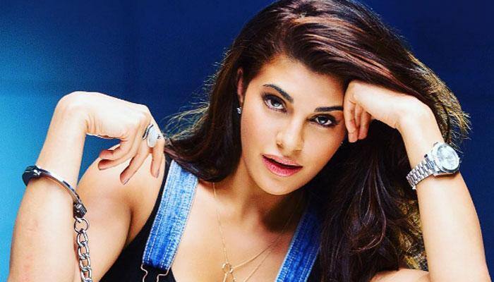 Jacqueline Fernandez oozes sensuality in plunging neckline – See Pics