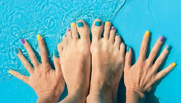 Are your hands and feet always cold? Know what's the reason!