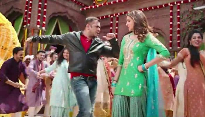 Watch: ‘Sultan’ Salman Khan - Anushka Sharma’s electrifying chemistry in ‘Baby Ko Bass Pasand Hai’