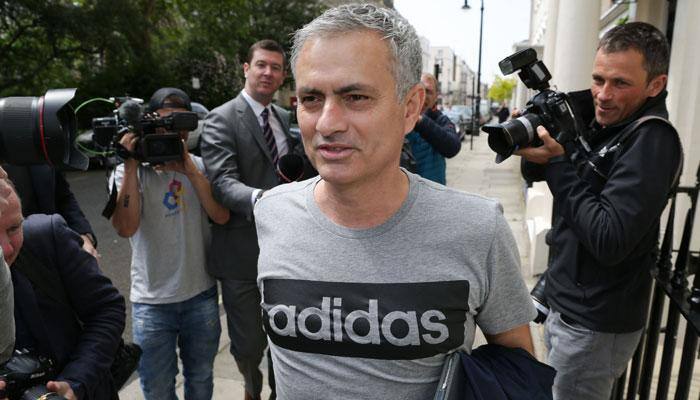 Jose Mourinho promises not to get personal with Pep Guardiola