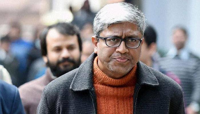 Constitutional crisis in Goa as there're 2 CMs, Parrikar chairing cabinet meetings, claims AAP