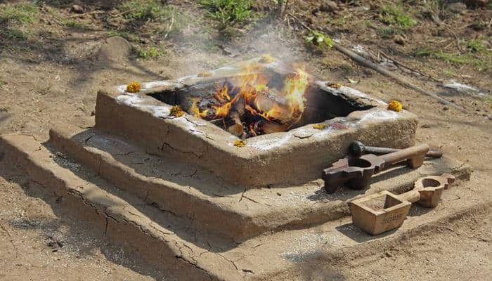 Know the importance of &#039;Hawan&#039;-- Fire worship!