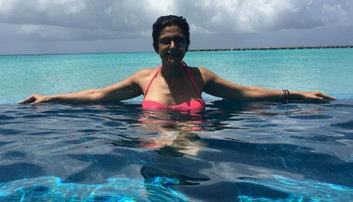 Mandira Bedi’s sexy bikini ‘saree’ will give you serious fashion goals – See pics